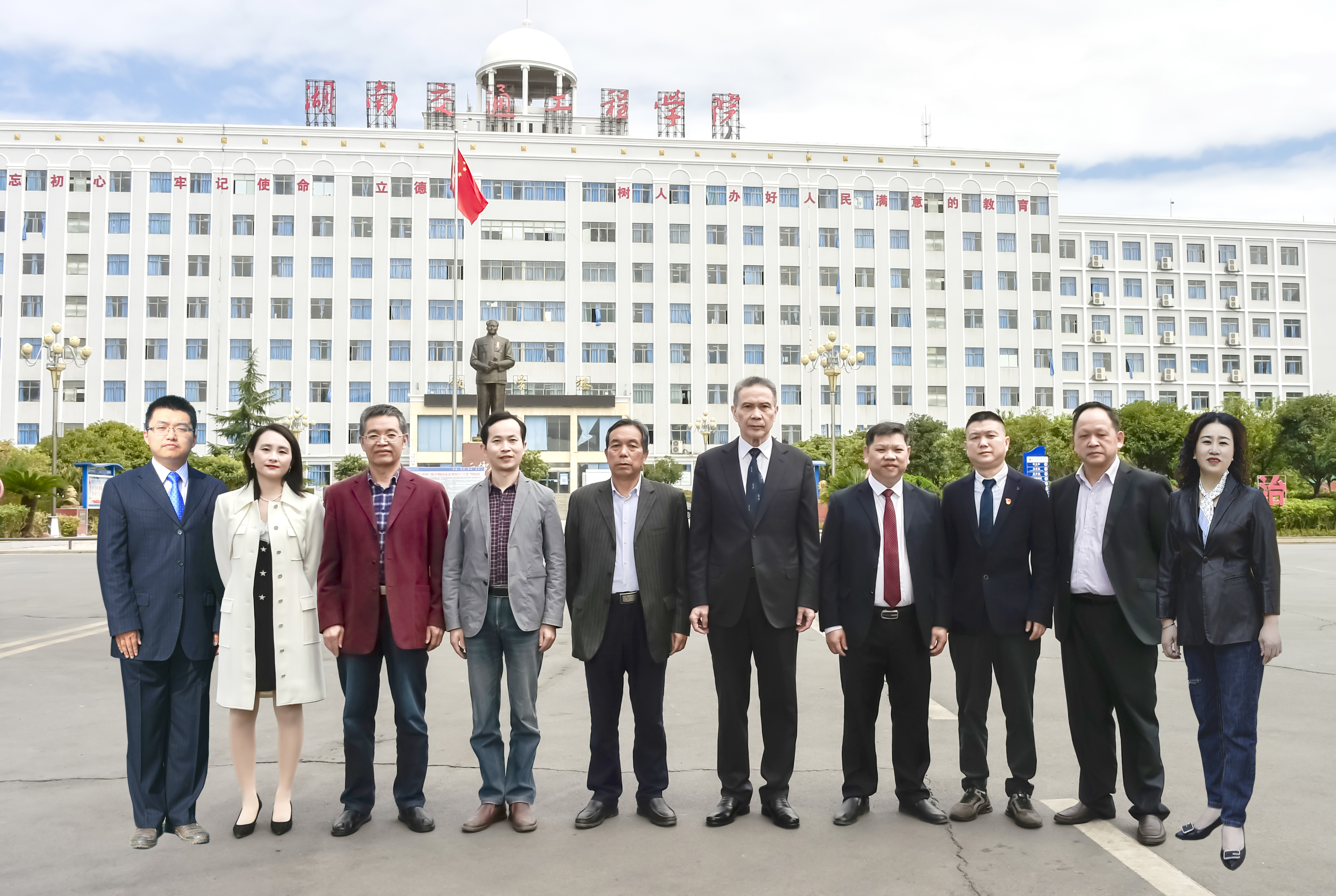 c323c5e813b5b3b52c3b2581c2d780c.jpg c323c5e813b5b3b52c3b2581c2d780c.jpg