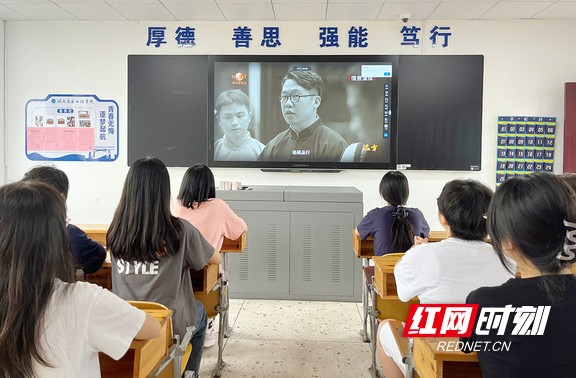 ef401d9a53e241129efe268dc11d3ec1.marked.jpg ef401d9a53e241129efe268dc11d3ec1.marked.jpg