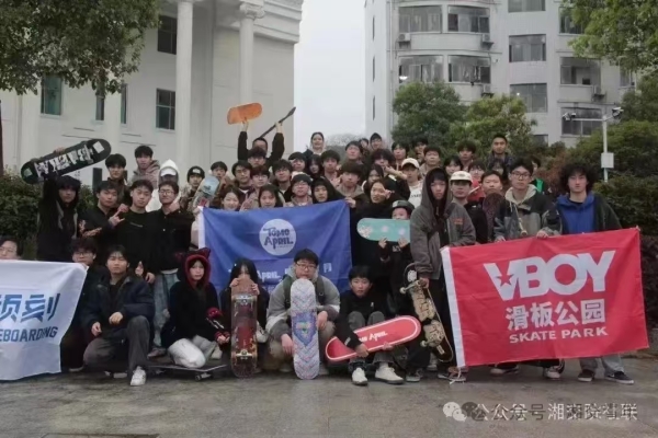 e1ffe7561329adbbeb428fce4f3e10c.jpg e1ffe7561329adbbeb428fce4f3e10c.jpg