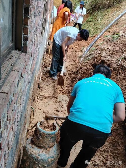 20d6e33bbc5e7afa62d829946c392ad.jpg 20d6e33bbc5e7afa62d829946c392ad.jpg