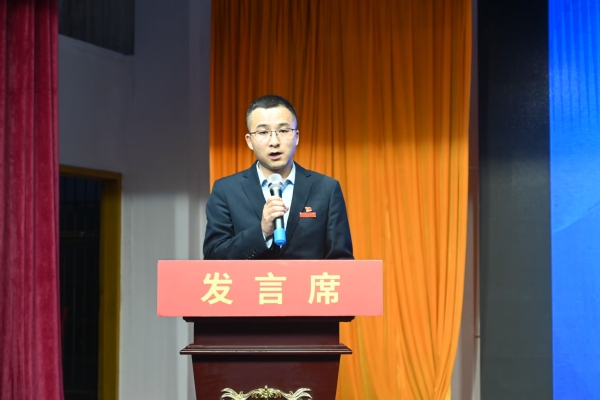 e5b5b2a95c0f7d6a743cf654bff76bc0_.jpg e5b5b2a95c0f7d6a743cf654bff76bc0_.jpg